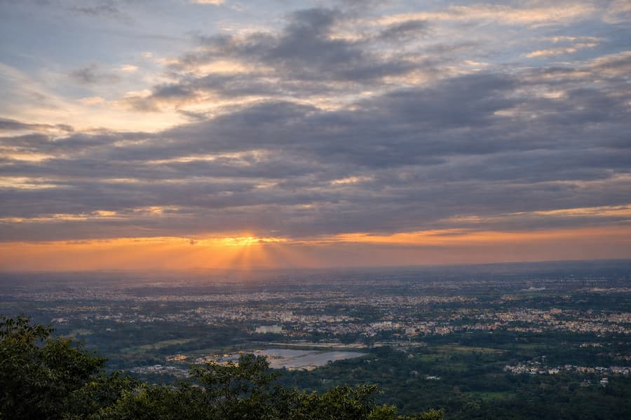 Chamundi Hills Sunset – Panoramic View of Mysore City Chamundi Hills Mysore Sunset Viewpoint with panoramic city skyline